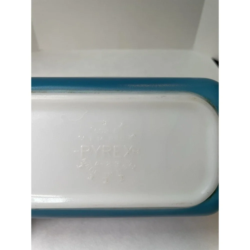Vintage‎ 1940s Pyrex 502-B Iconic Blue Refrigerator Dish - See Desc & Photos